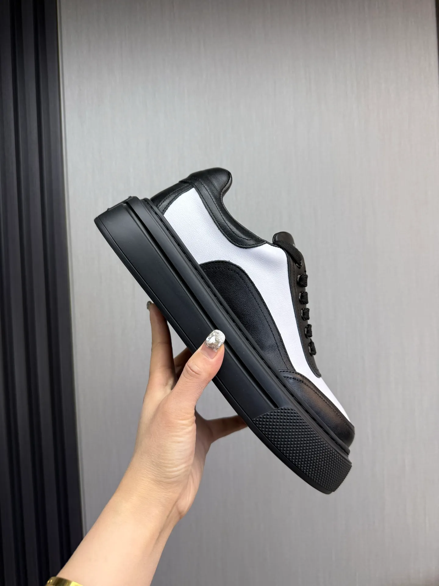 Men's shoes 💰440💰 PRADA【Prada】Men's new casual shoes ⬆️Imported cowhide + genuine leather lining. Anti-slip outsole, 38-44 (customized at 45)